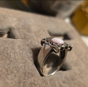 10k+ antique Thick Square Laced ornate deco White Gold Ring 7 over 10k seephotos